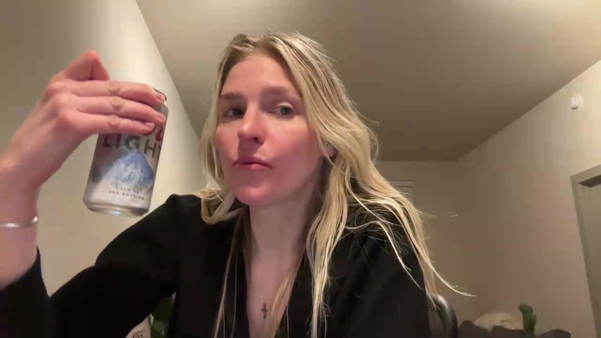 Gallery image thumbnail from Partygirl1's myfreecams stream on, 06/21/2026, 12:33 image 4 of 20
