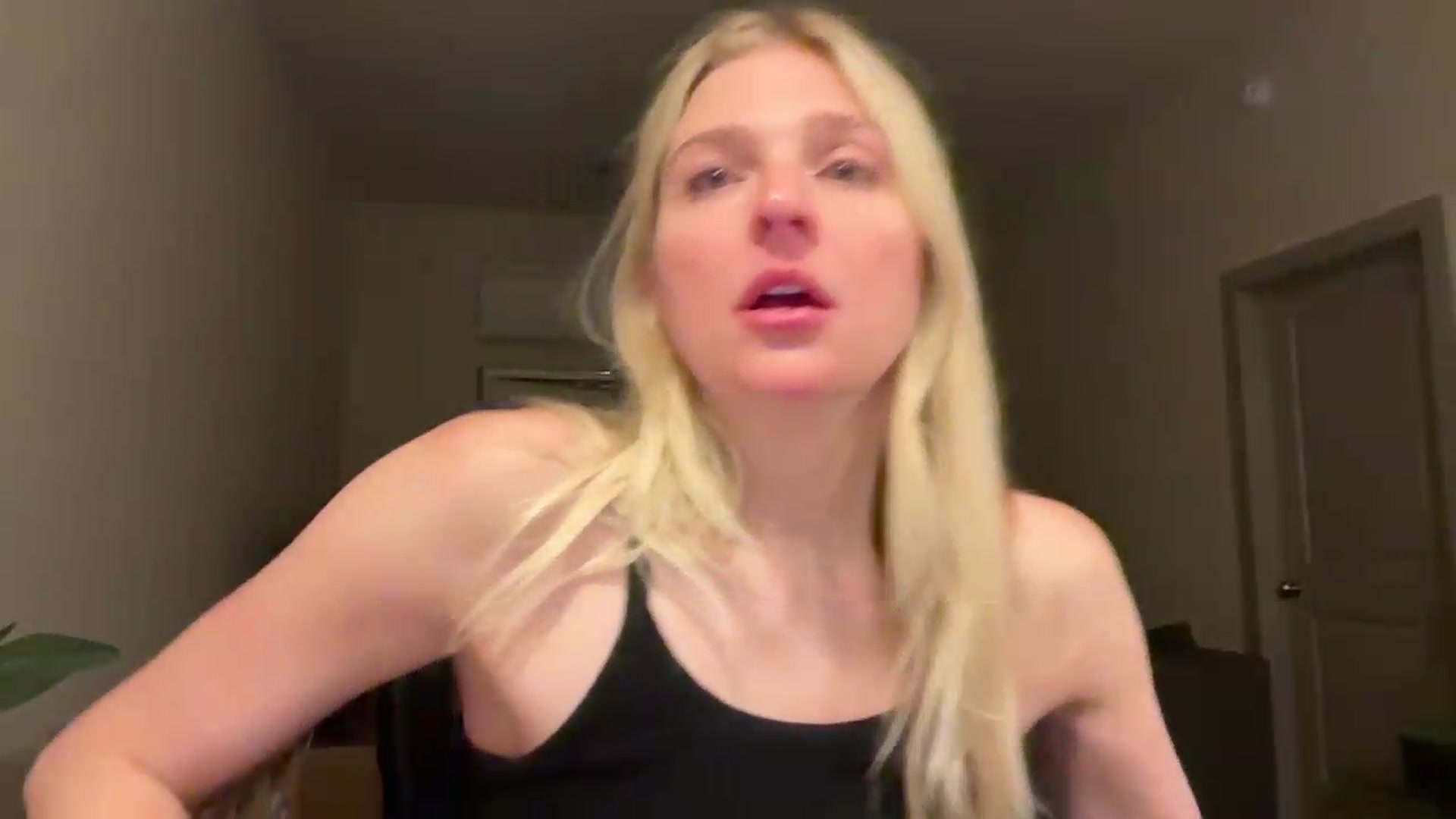 Gallery image thumbnail from Partygirl1's myfreecams stream on, 06/28/2026, 11:38 image 4 of 20