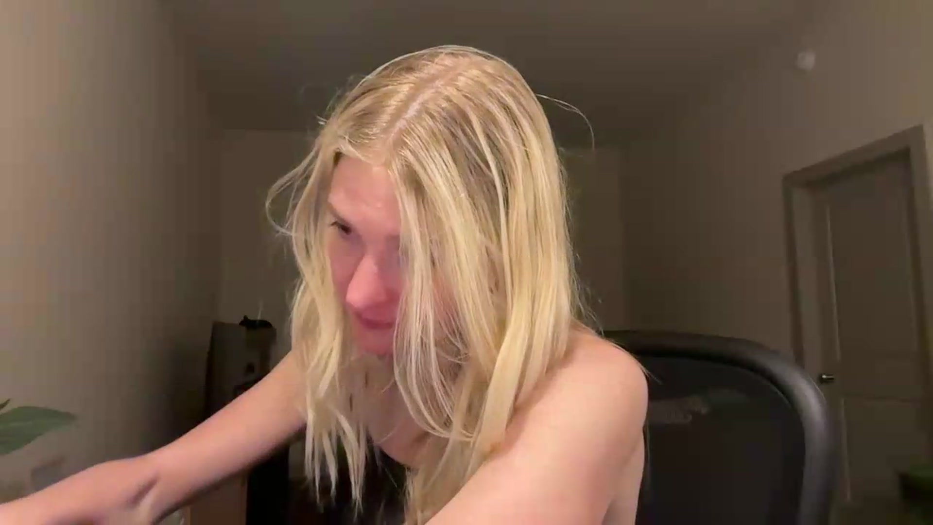 Gallery image thumbnail from Partygirl1's myfreecams stream on, 06/28/2026, 11:38 image 5 of 20