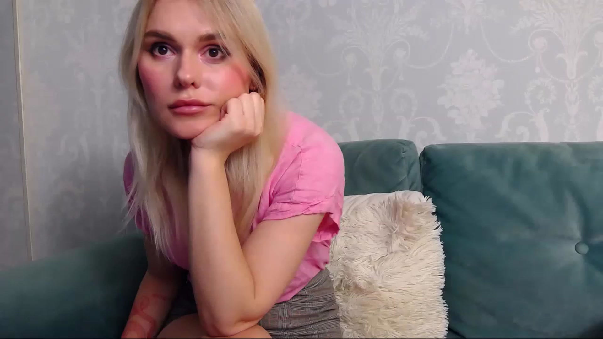 Gallery image thumbnail from Passion0ut's myfreecams stream on, 12/31/2022, 23:57 image 10 of 20