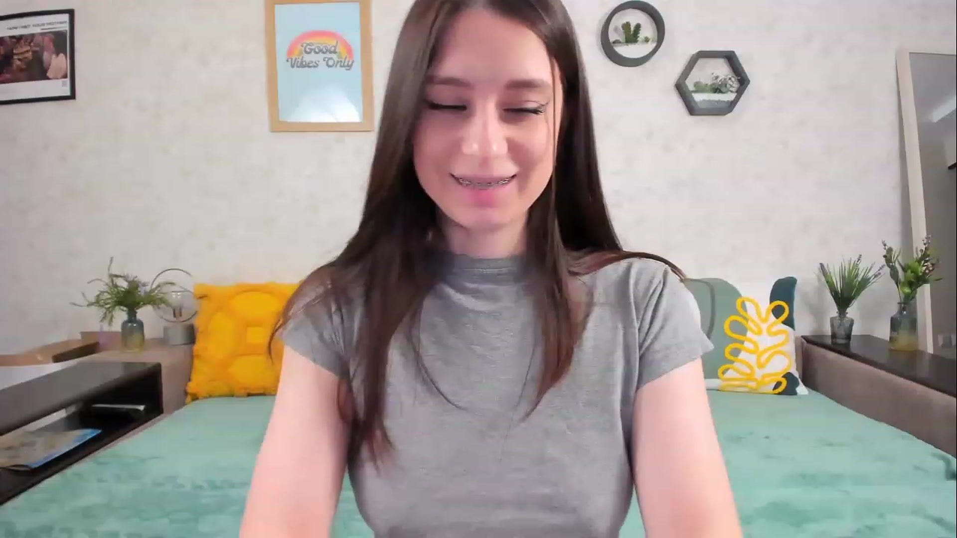 Gallery image thumbnail from Passion_Mery's myfreecams stream on, 04/09/2023, 15:27 image 18 of 20