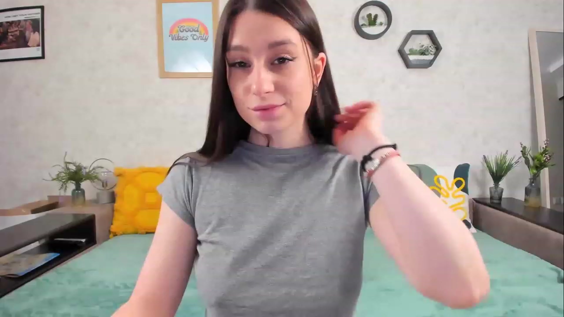 Gallery image thumbnail from Passion_Mery's myfreecams stream on, 04/09/2023, 15:27 image 14 of 20