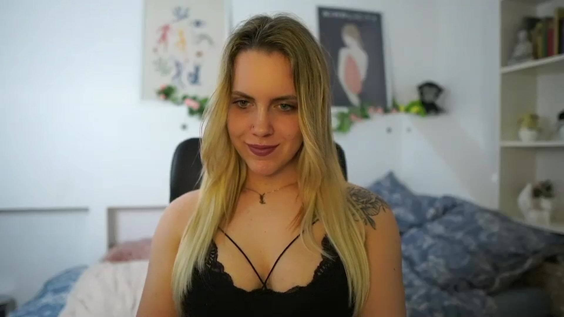 Gallery image thumbnail from Passion_show_'s myfreecams stream on, 04/16/2025, 12:57 image 17 of 20
