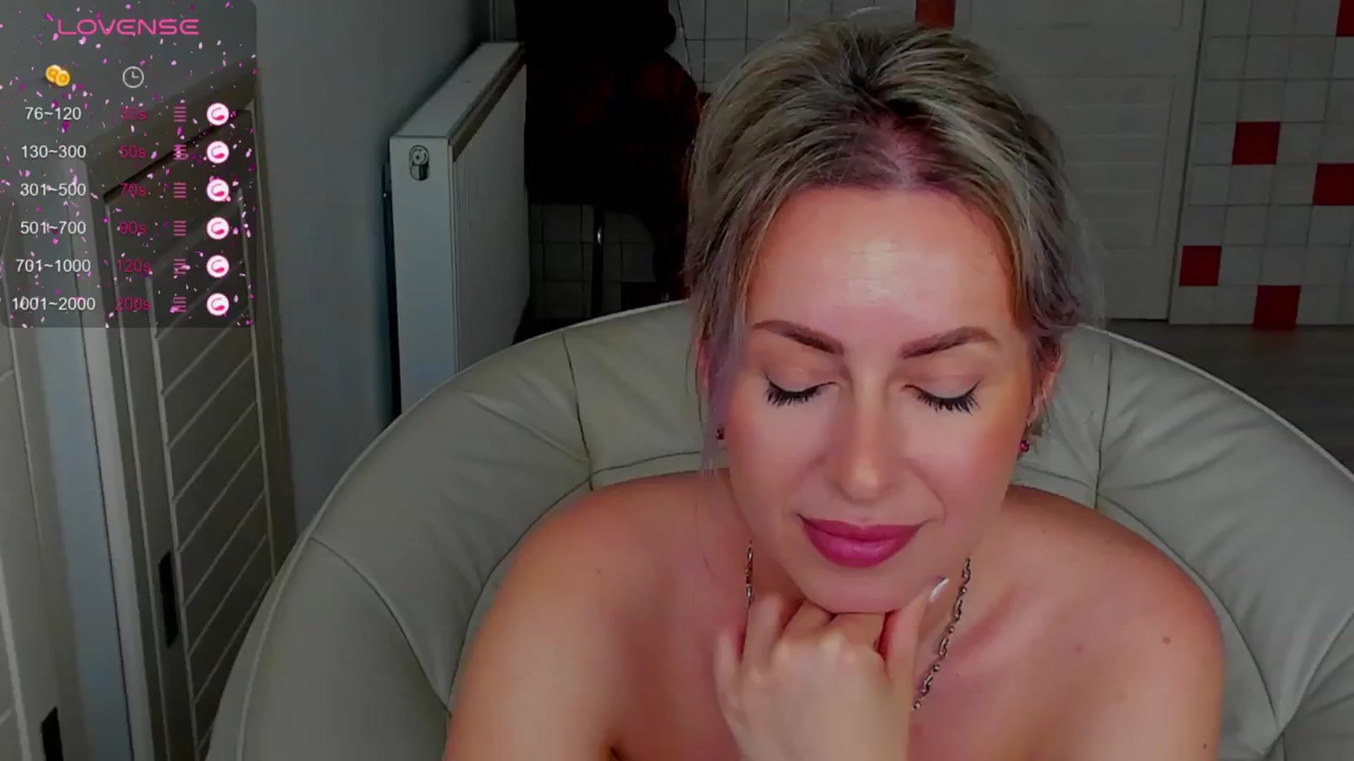 Gallery image thumbnail from Passionkitty0's myfreecams stream on, 06/12/2024, 08:14 image 18 of 20