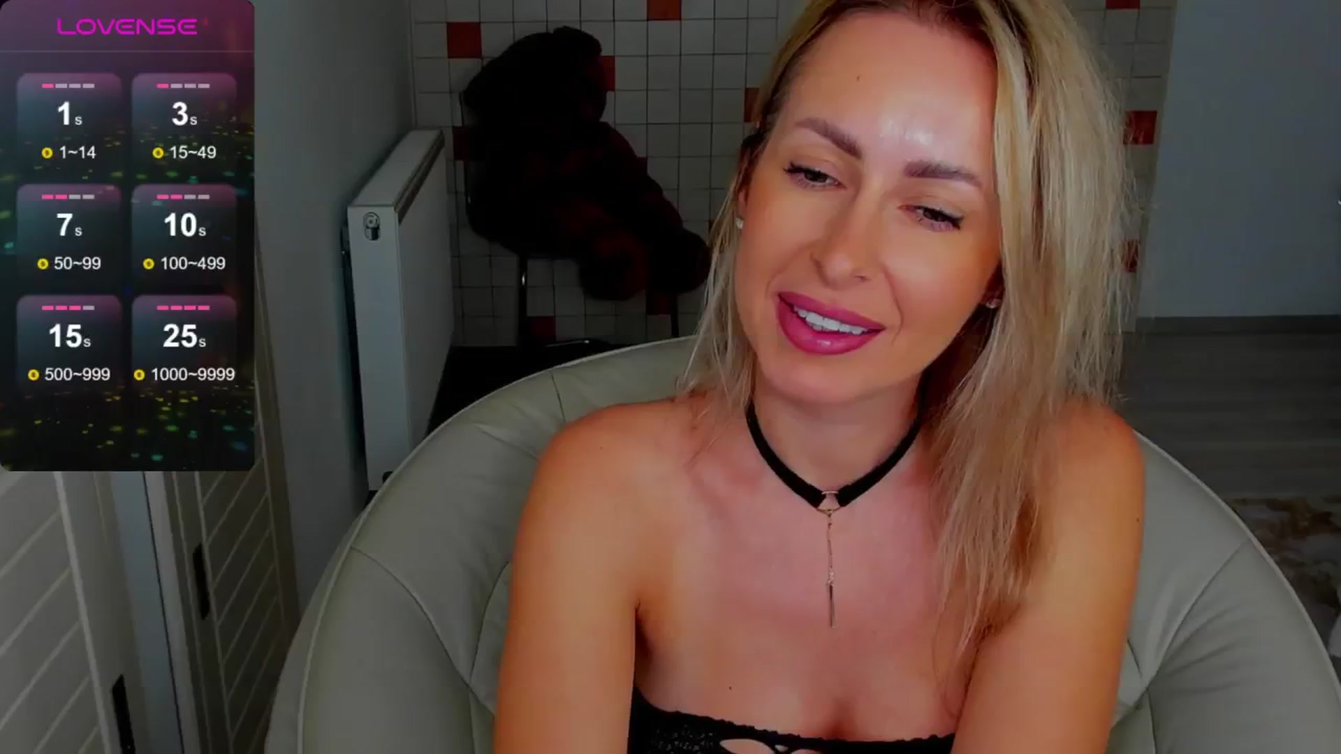 Gallery image thumbnail from Passionkitty0's myfreecams stream on, 10/16/2024, 23:02 image 17 of 20