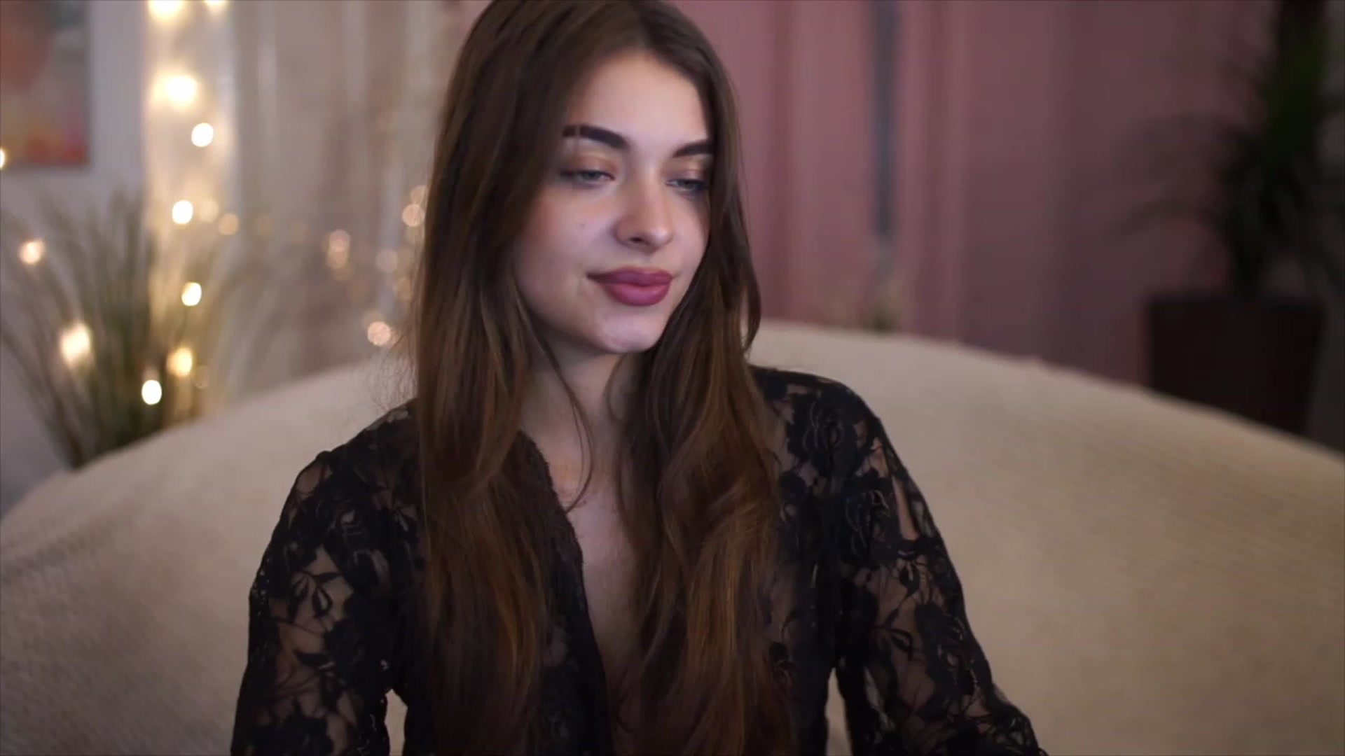 Gallery image thumbnail from Patrascanu333's myfreecams stream on, 11/20/2022, 17:20 image 3 of 20