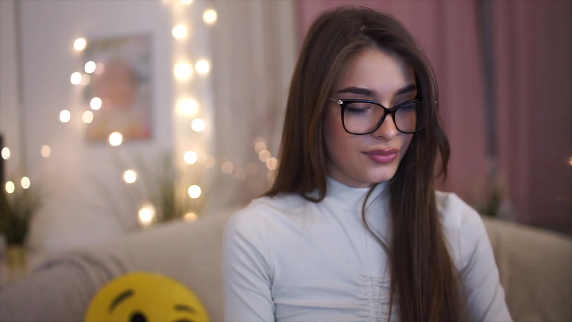 Gallery image thumbnail from Patrascanu333's myfreecams stream on, 12/02/2022, 17:17 image 3 of 20