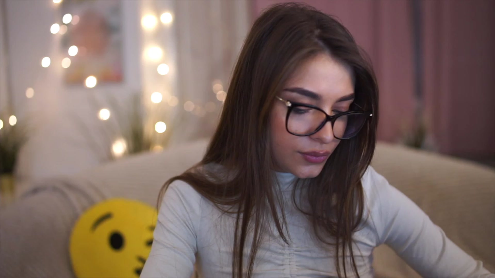 Gallery image thumbnail from Patrascanu333's myfreecams stream on, 12/02/2022, 17:17 image 20 of 20
