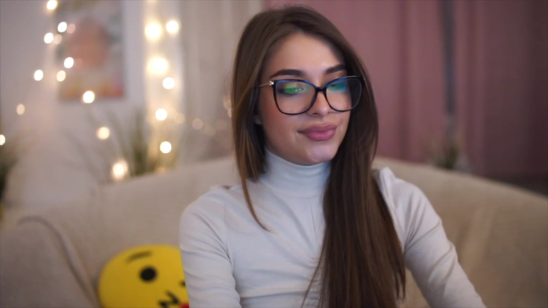 Gallery image thumbnail from Patrascanu333's myfreecams stream on, 12/02/2022, 18:37 image 19 of 20