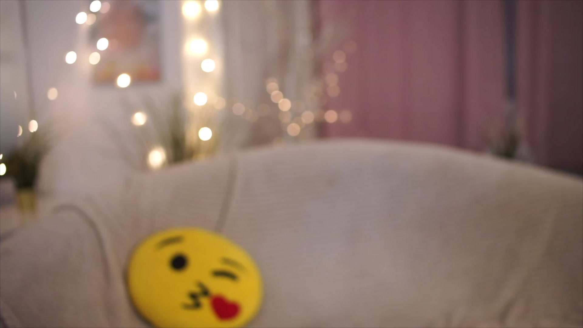 Gallery image thumbnail from Patrascanu333's myfreecams stream on, 12/02/2022, 18:37 image 8 of 20