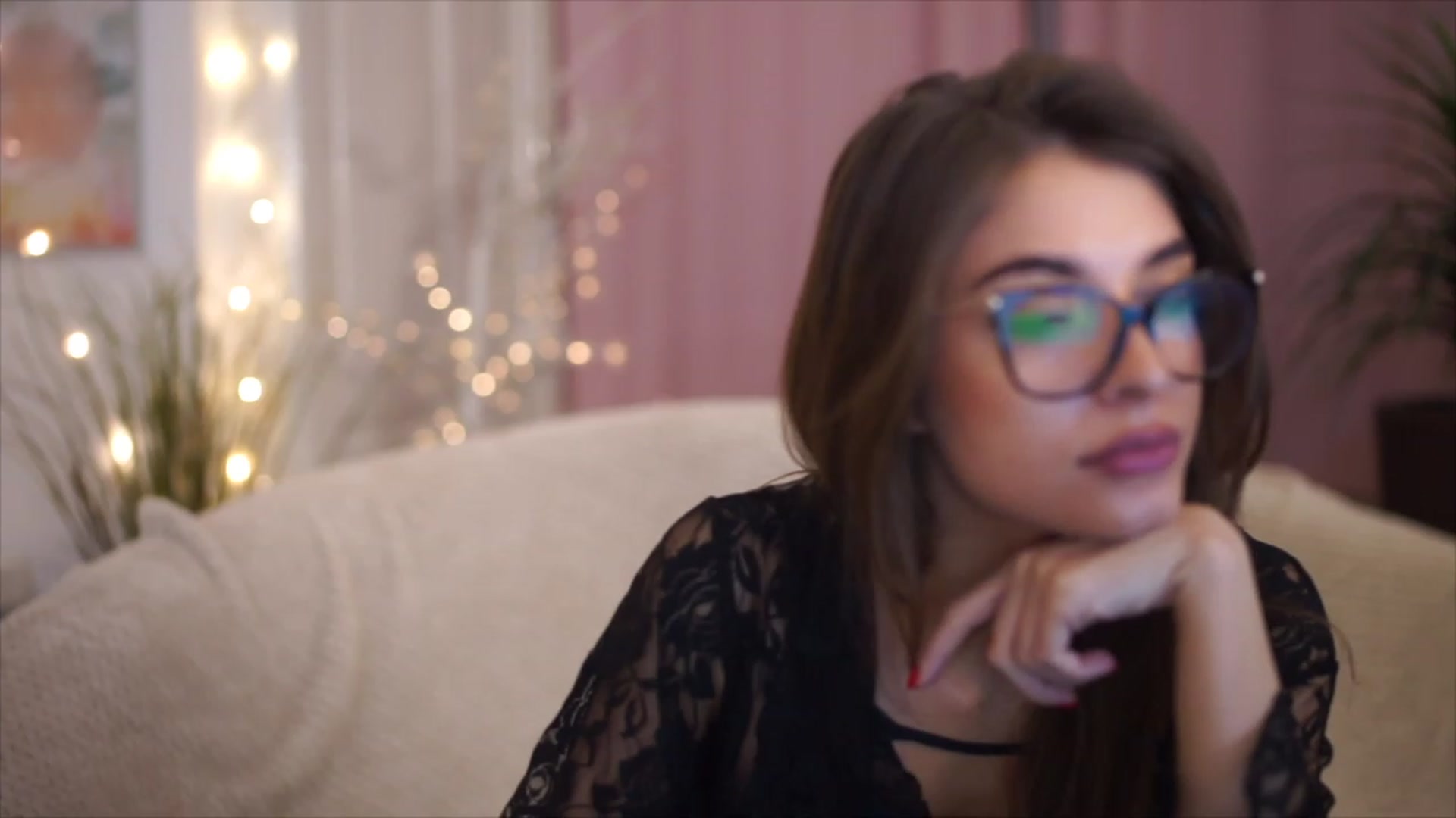 Gallery image thumbnail from Patrascanu333's myfreecams stream on, 12/05/2022, 16:19 image 20 of 20