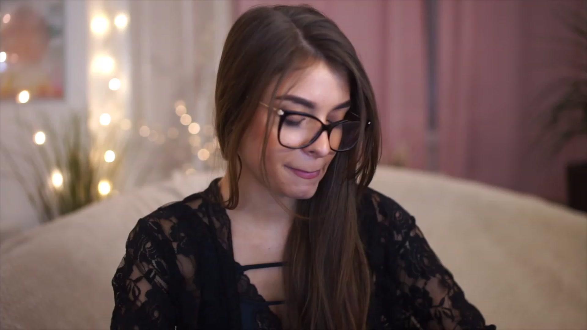 Gallery image thumbnail from Patrascanu333's myfreecams stream on, 12/05/2022, 17:26 image 7 of 20