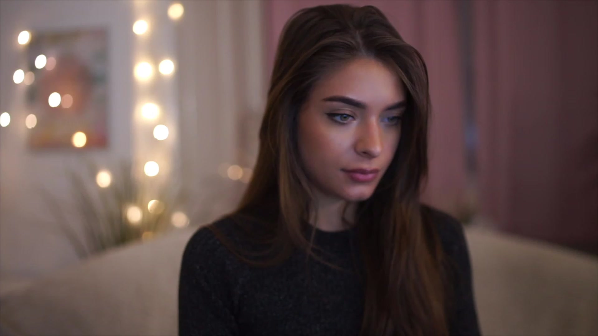 Gallery image thumbnail from Patrascanu333's myfreecams stream on, 12/16/2022, 17:01 image 18 of 20
