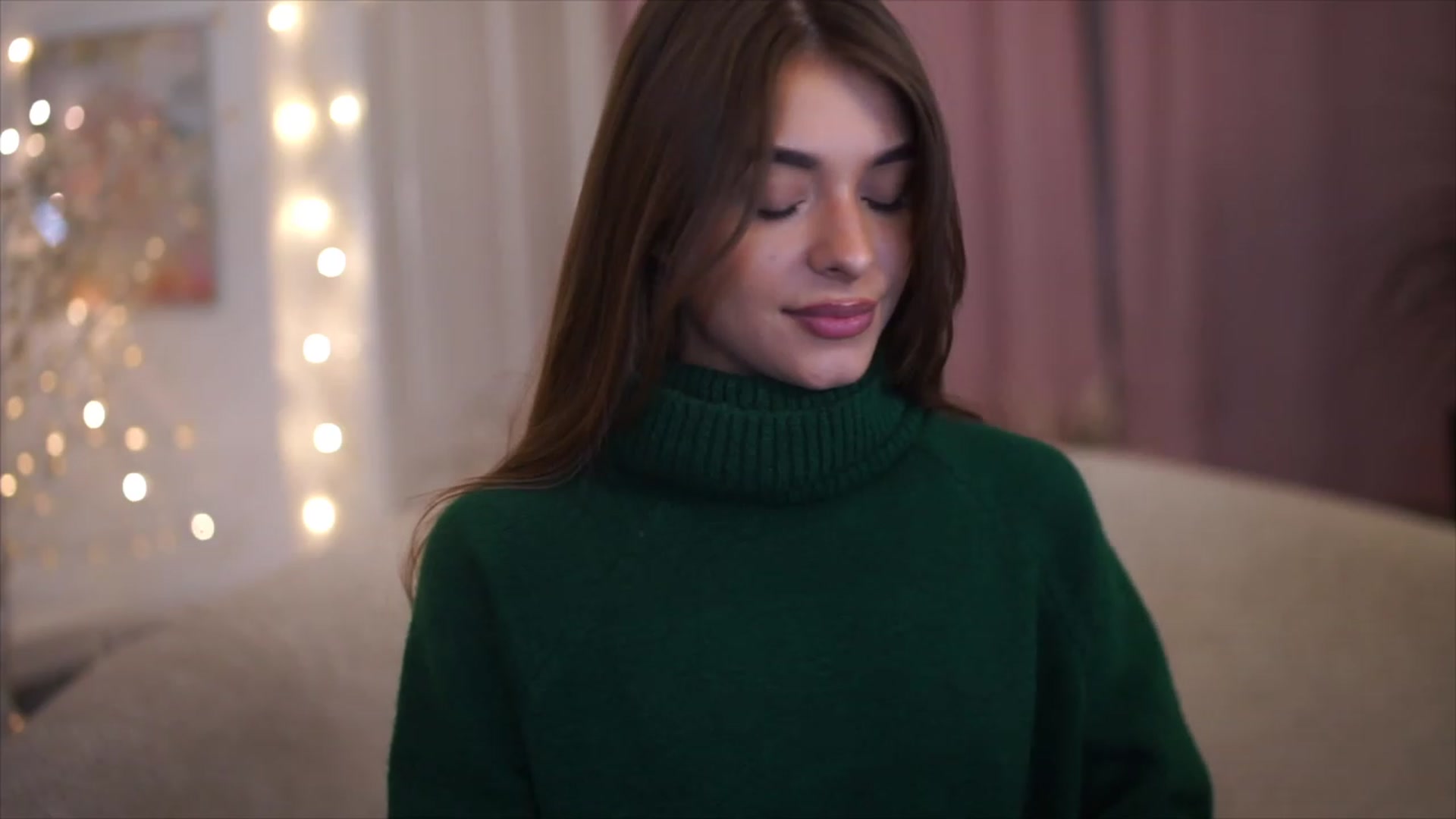 Gallery image thumbnail from Patrascanu333's myfreecams stream on, 12/20/2022, 17:25 image 10 of 20