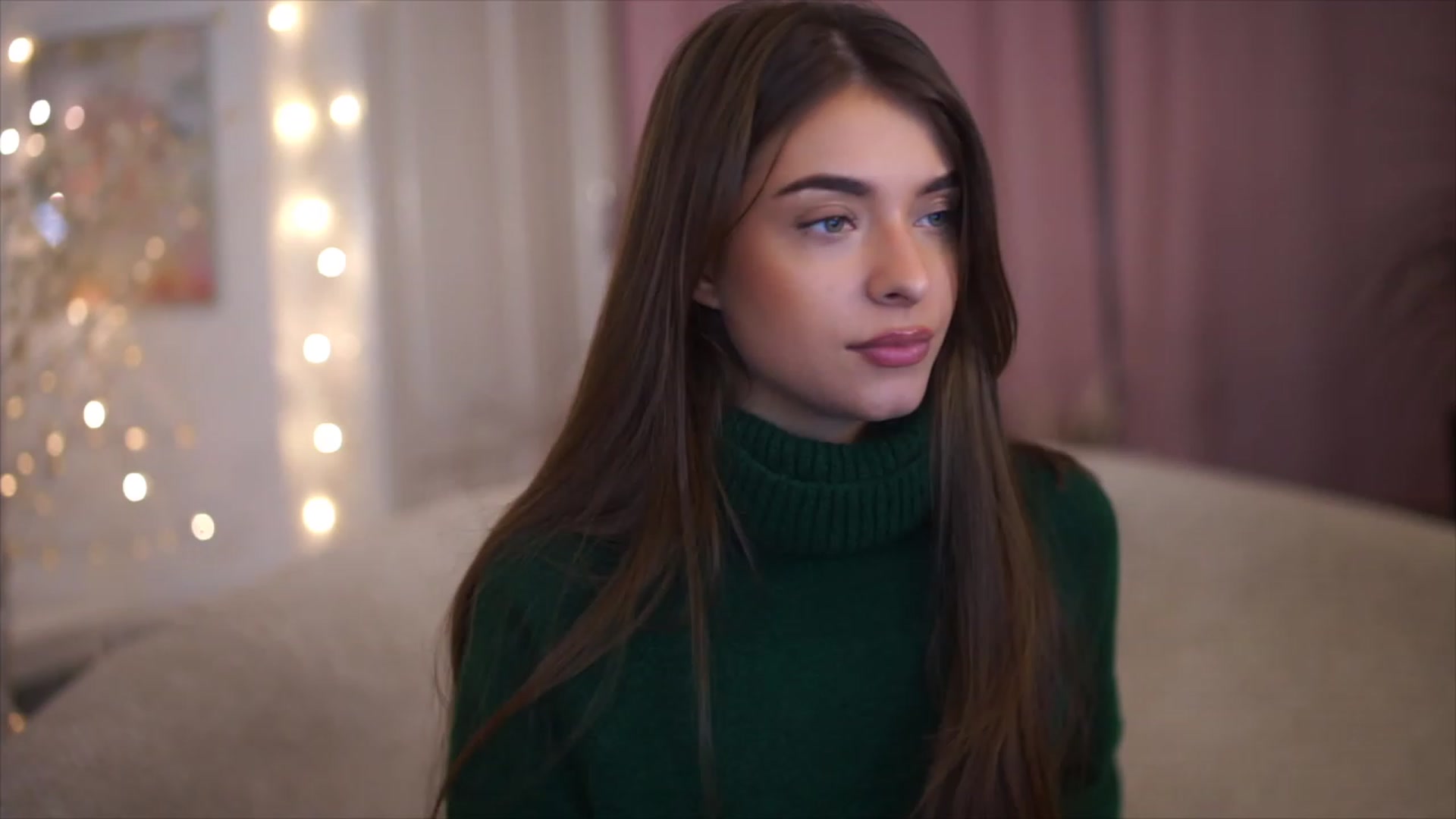 Gallery image thumbnail from Patrascanu333's myfreecams stream on, 12/20/2022, 17:25 image 4 of 20