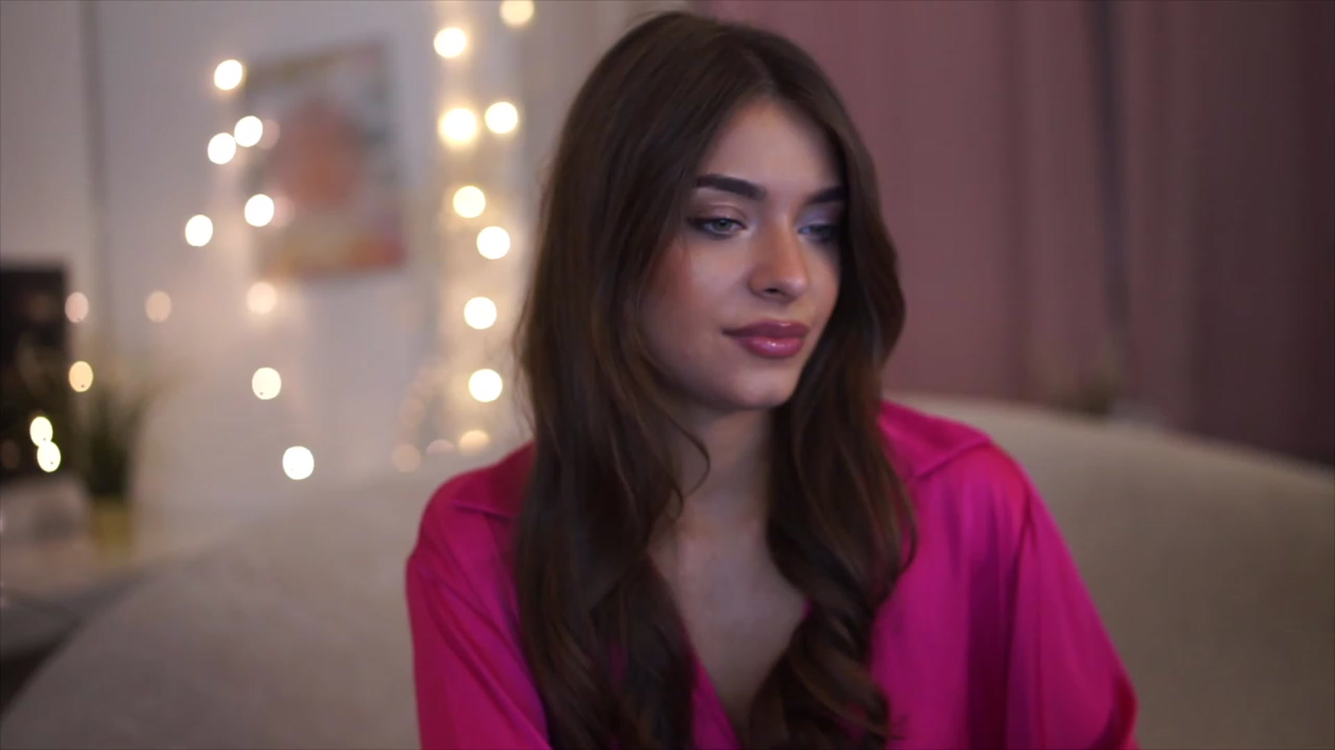 Gallery image thumbnail from Patrascanu333's myfreecams stream on, 12/22/2022, 13:11 image 1 of 20