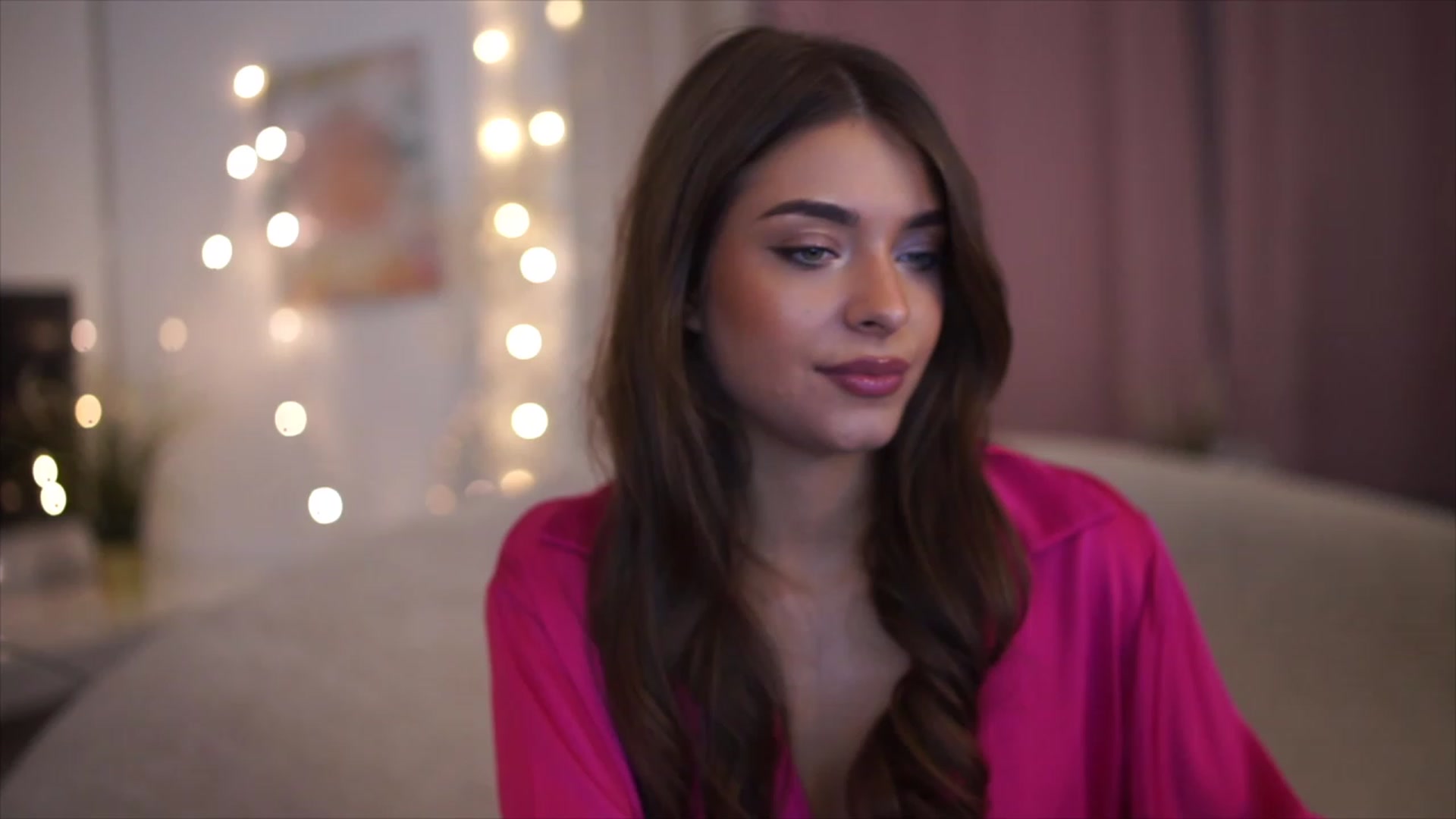 Gallery image thumbnail from Patrascanu333's myfreecams stream on, 12/22/2022, 13:11 image 11 of 20
