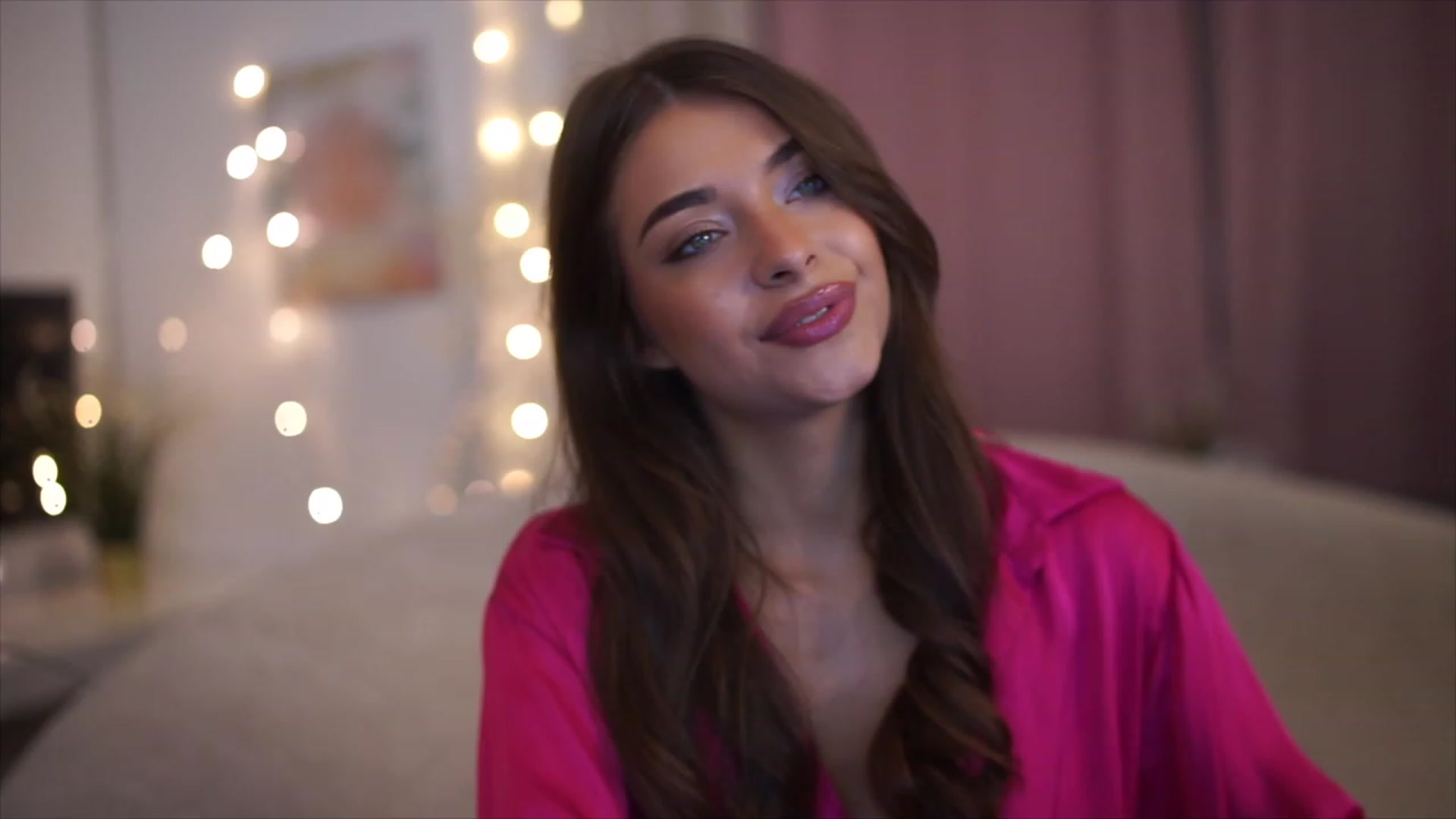 Gallery image thumbnail from Patrascanu333's myfreecams stream on, 12/22/2022, 13:11 image 4 of 20