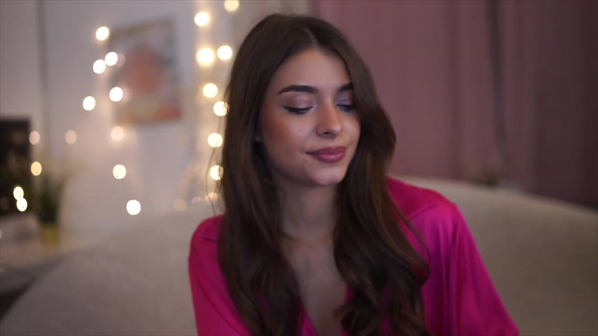 Gallery image thumbnail from Patrascanu333's myfreecams stream on, 12/22/2022, 13:11 image 19 of 20