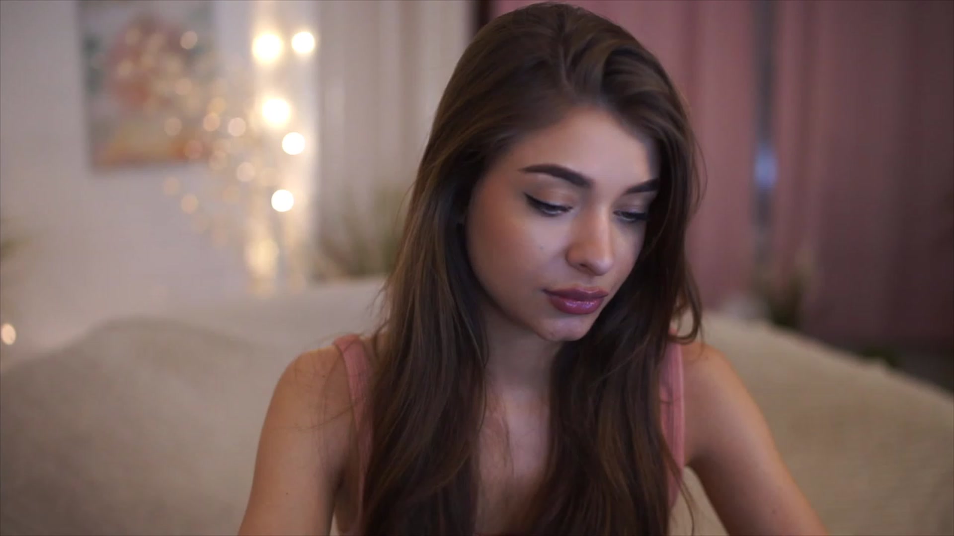Gallery image thumbnail from Patrascanu333's myfreecams stream on, 01/02/2023, 15:57 image 1 of 20
