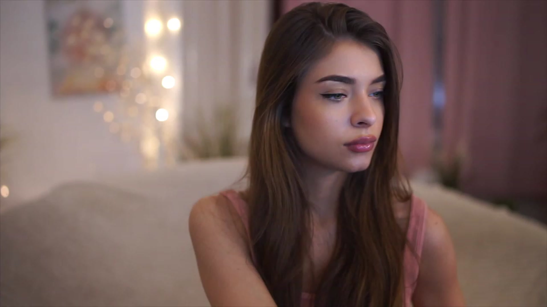 Gallery image thumbnail from Patrascanu333's myfreecams stream on, 01/02/2023, 15:57 image 8 of 20