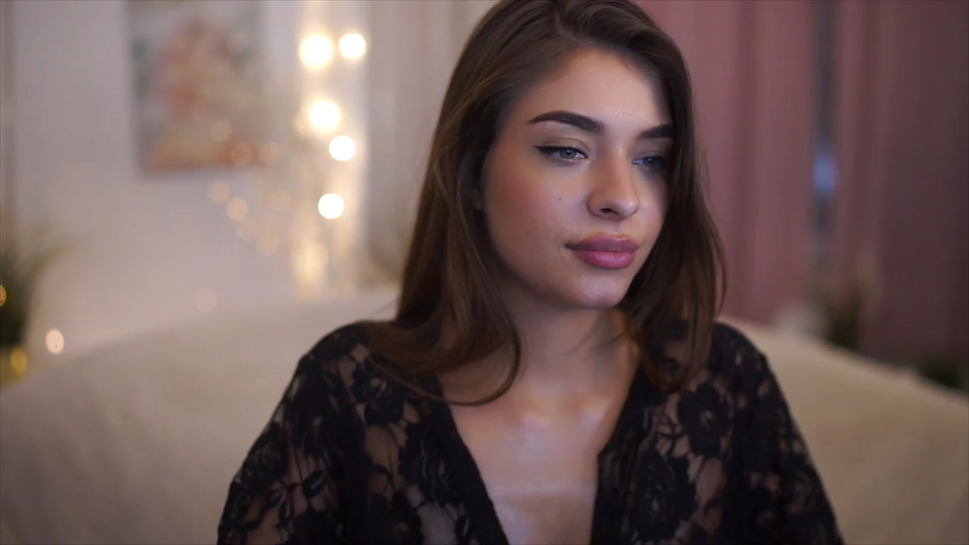 Gallery image thumbnail from Patrascanu333's myfreecams stream on, 01/02/2023, 18:08 image 9 of 20