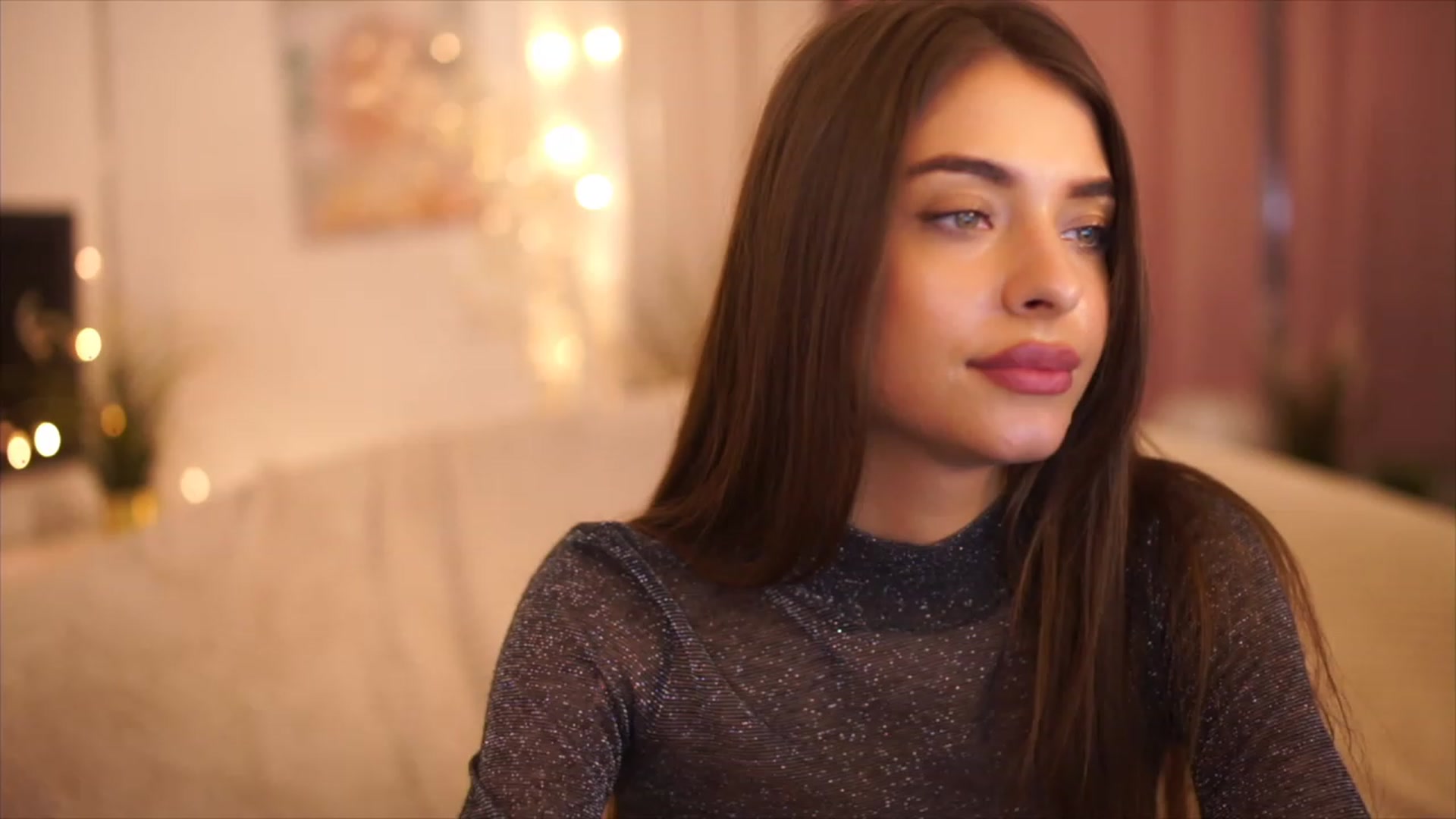 Gallery image thumbnail from Patrascanu333's myfreecams stream on, 01/04/2023, 18:51 image 18 of 20
