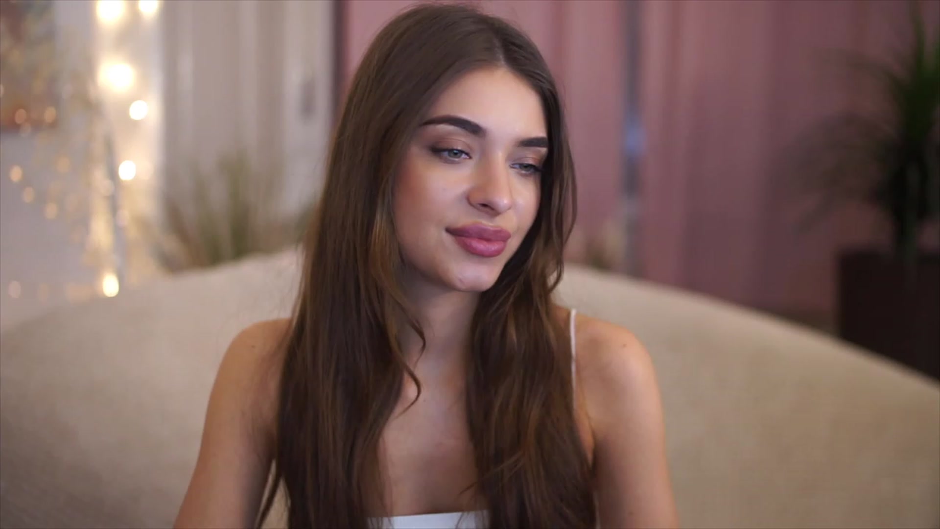 Gallery image thumbnail from Patrascanu333's myfreecams stream on, 01/09/2023, 18:34 image 2 of 20