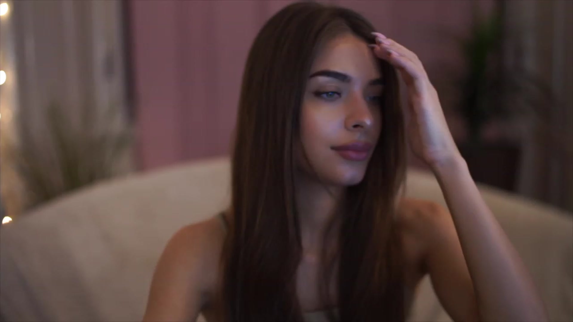 Gallery image thumbnail from Patrascanu333's myfreecams stream on, 01/12/2023, 17:33 image 20 of 20