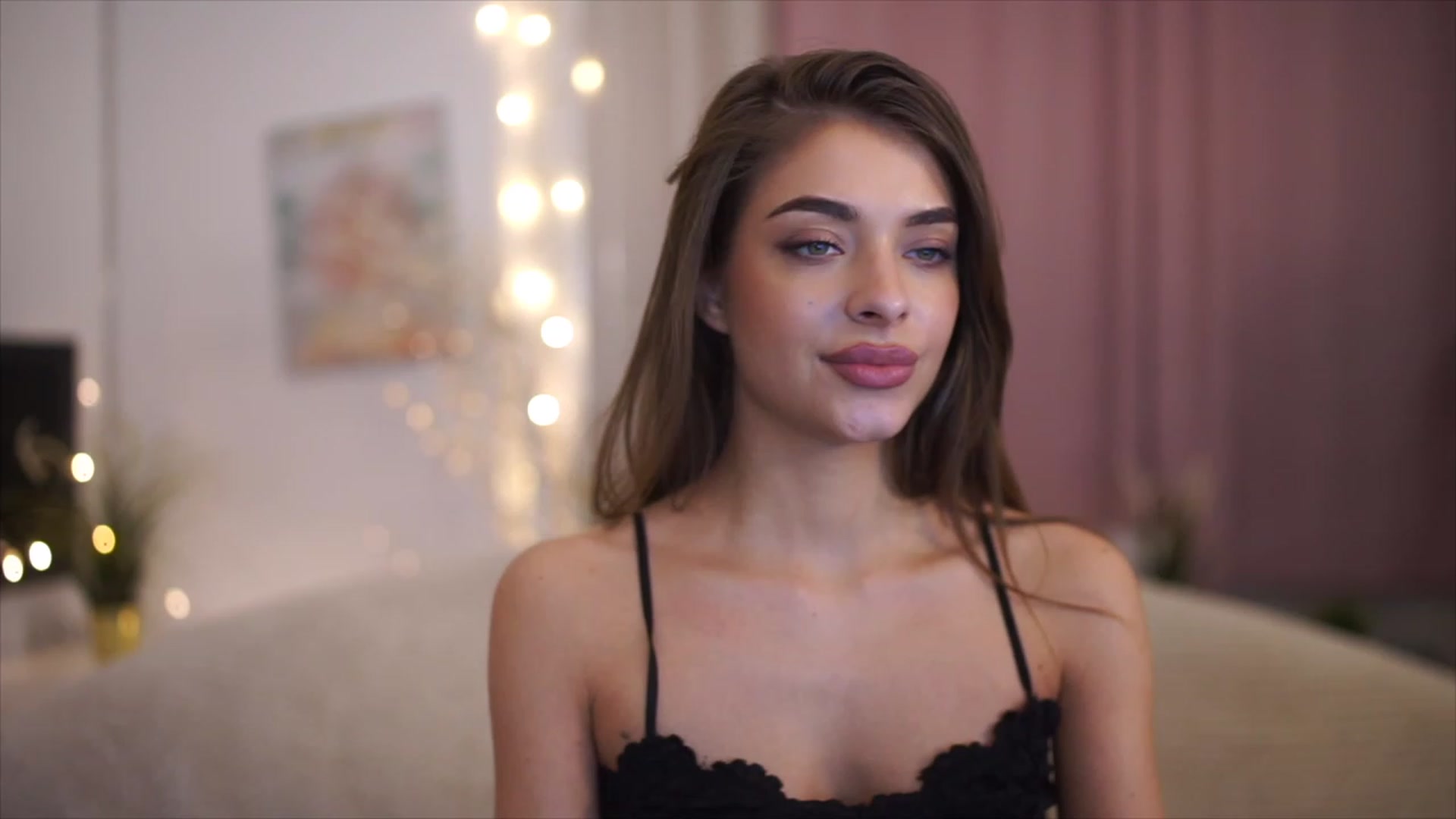 Gallery image thumbnail from Patrascanu333's myfreecams stream on, 01/13/2023, 17:56 image 13 of 20