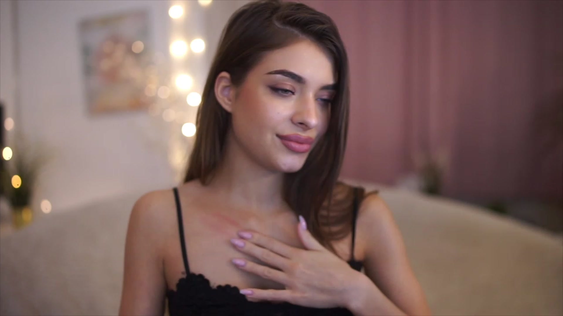 Gallery image thumbnail from Patrascanu333's myfreecams stream on, 01/13/2023, 17:56 image 8 of 20