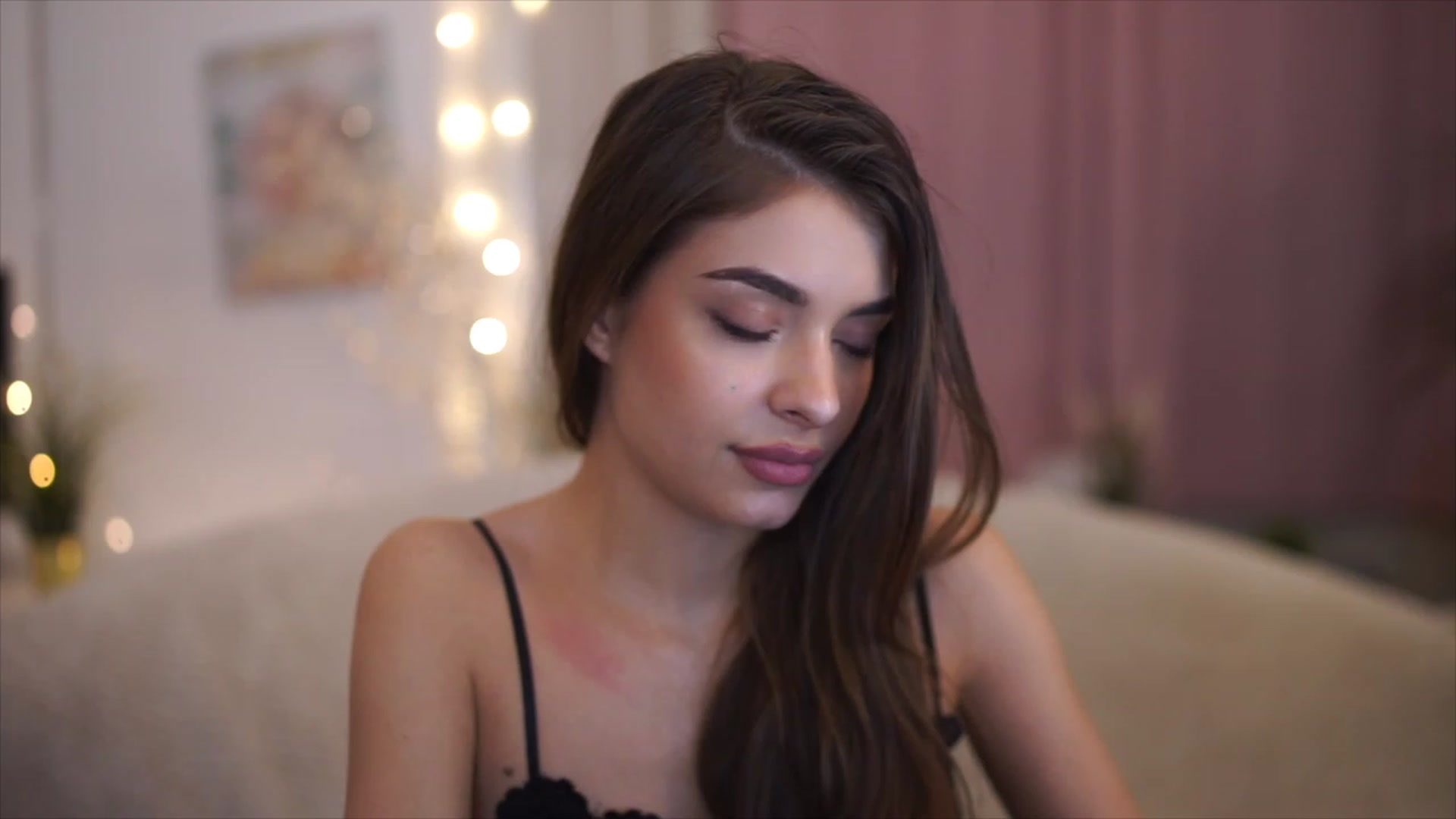 Gallery image thumbnail from Patrascanu333's myfreecams stream on, 01/13/2023, 17:56 image 9 of 20