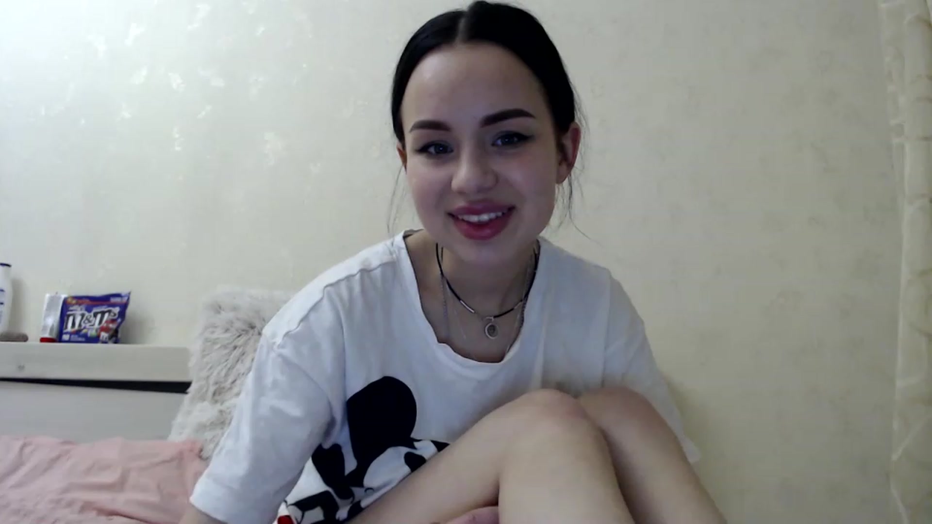 Gallery image thumbnail from Patri_'s myfreecams stream on, 04/02/2023, 23:11 image 9 of 20