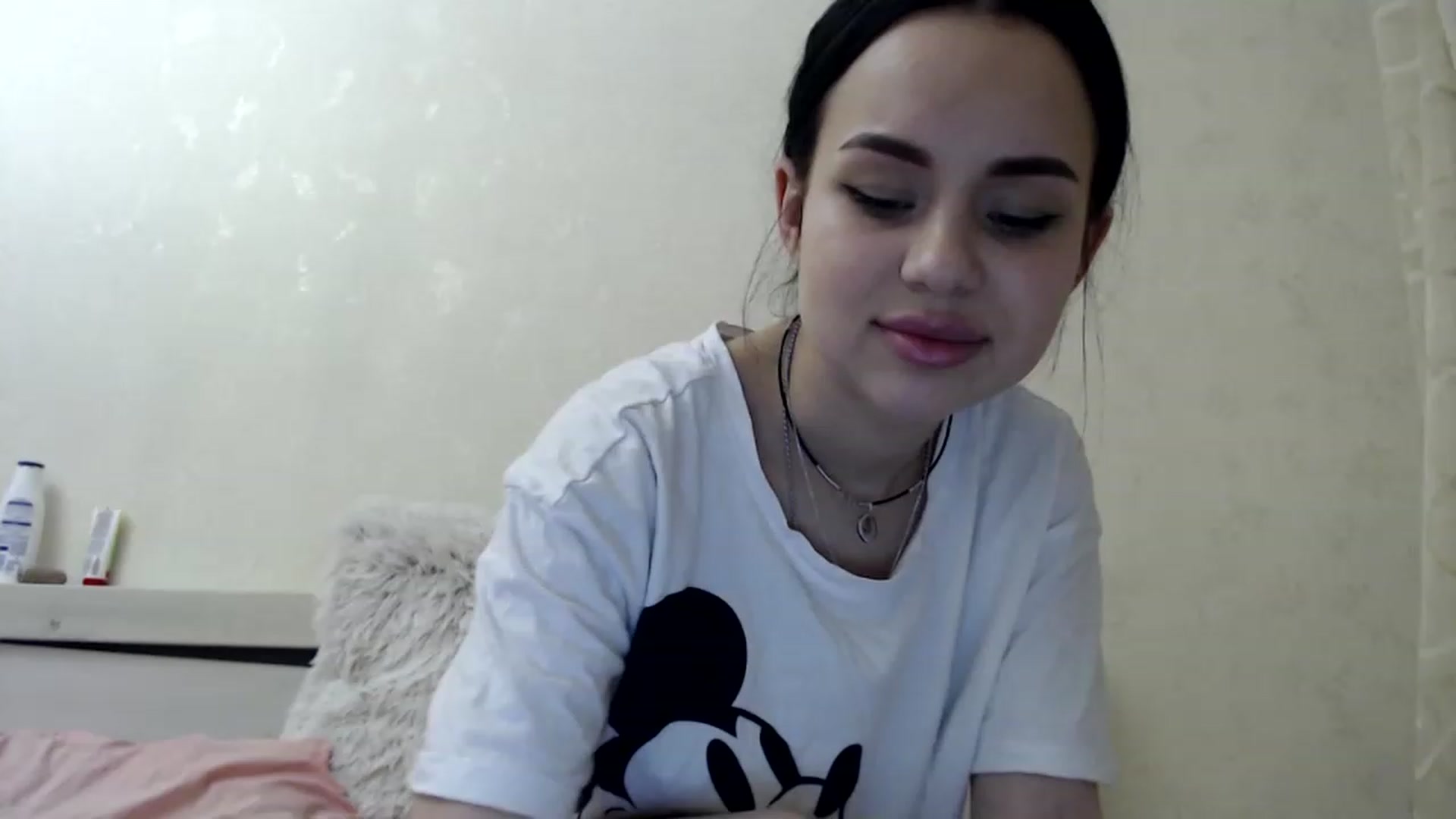 Gallery image thumbnail from Patri_'s myfreecams stream on, 04/02/2023, 23:11 image 8 of 20
