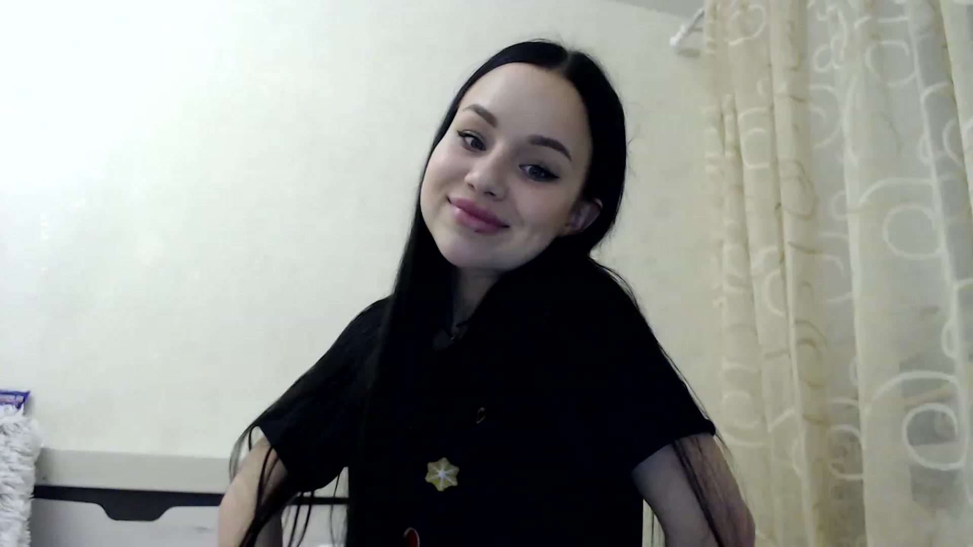 Gallery image thumbnail from Patri_'s myfreecams stream on, 05/14/2023, 20:40 image 6 of 20