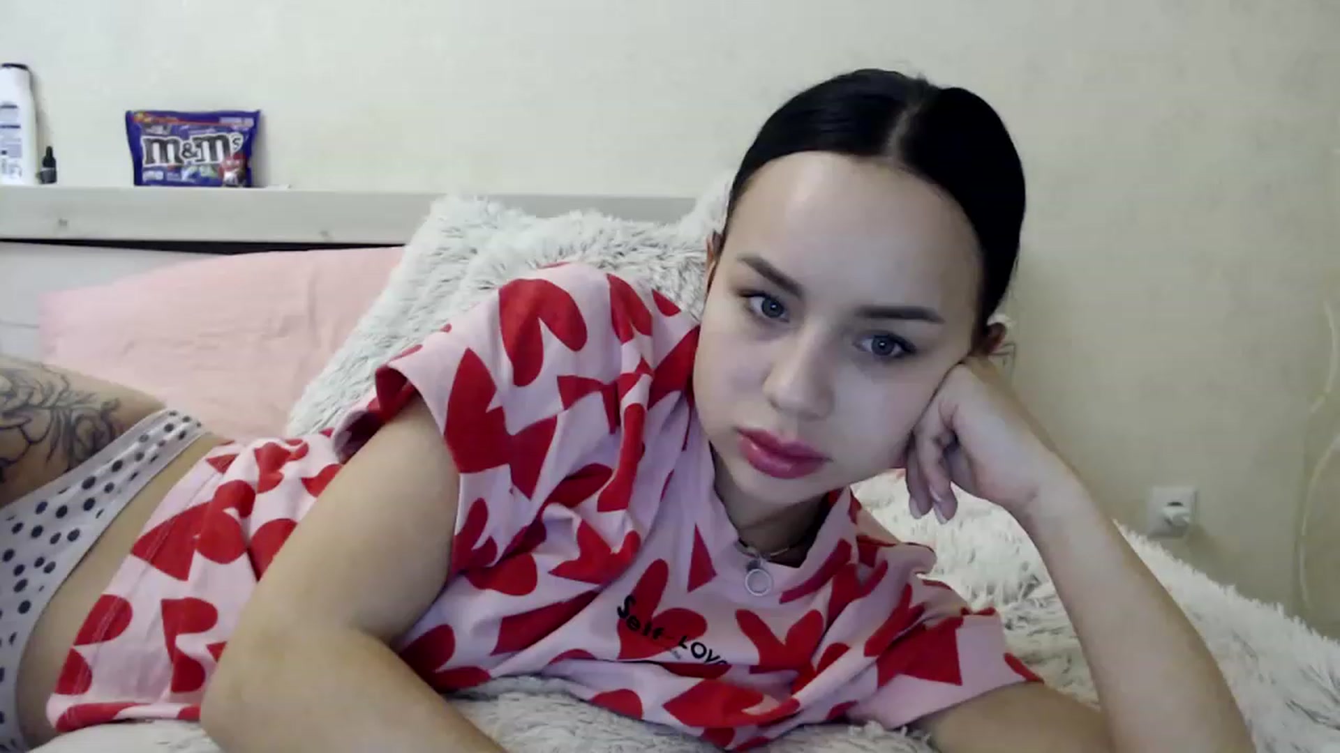 Gallery image thumbnail from Patri_'s myfreecams stream on, 05/31/2023, 22:17 image 8 of 20