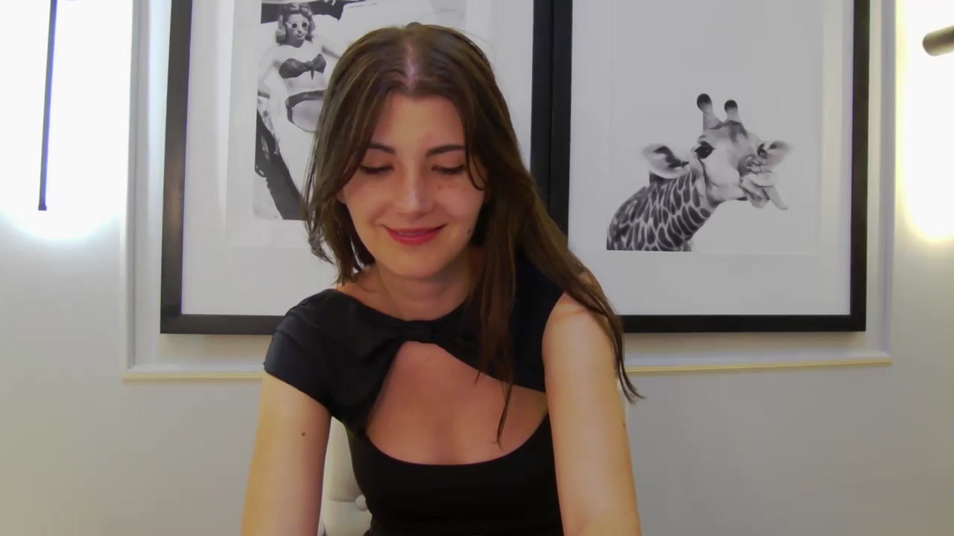 Gallery image thumbnail from PatyBlack's myfreecams stream on, 09/26/2025, 22:03 image 15 of 20