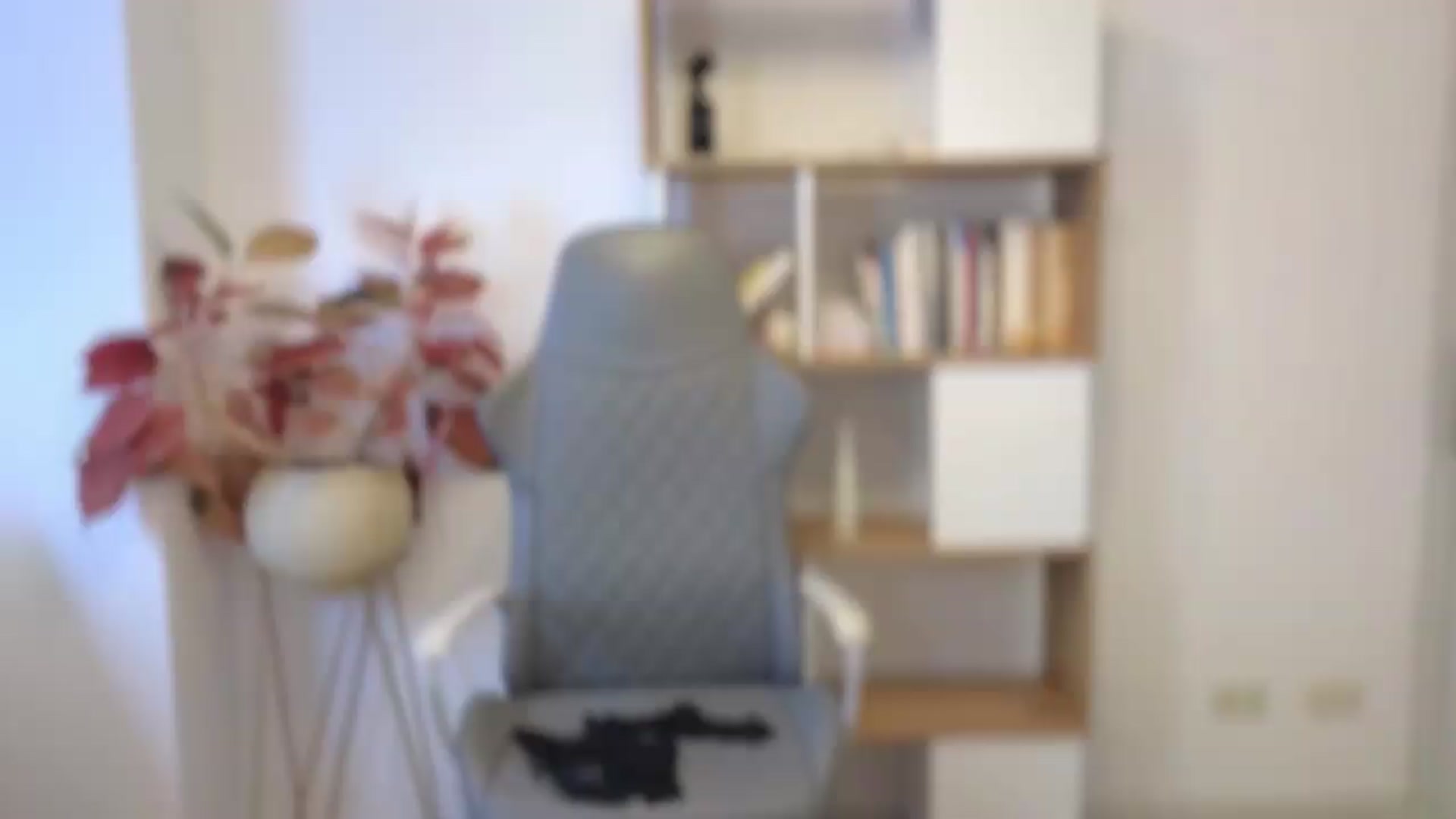 Gallery image thumbnail from PaulaFer's myfreecams stream on, 08/22/2026, 05:42 image 9 of 20