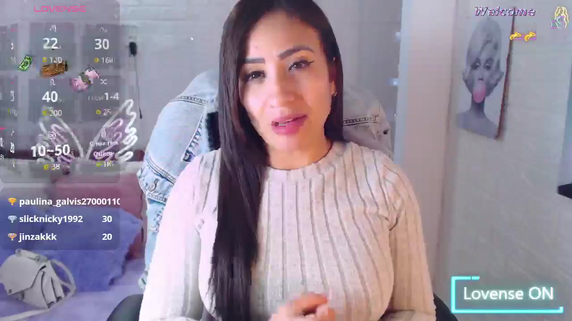 Gallery image thumbnail from Paulina2700's myfreecams stream on, 04/05/2026, 20:36 image 11 of 20