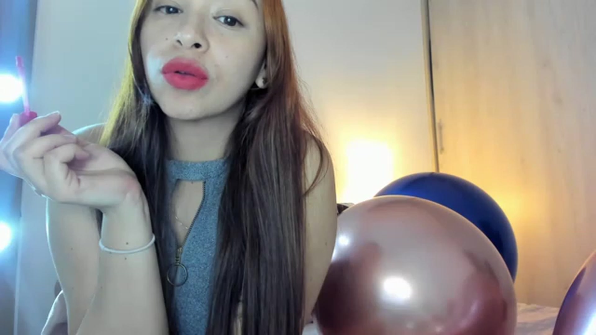 Gallery image thumbnail from PaulinaSoler's myfreecams stream on, 01/06/2023, 04:07 image 19 of 20