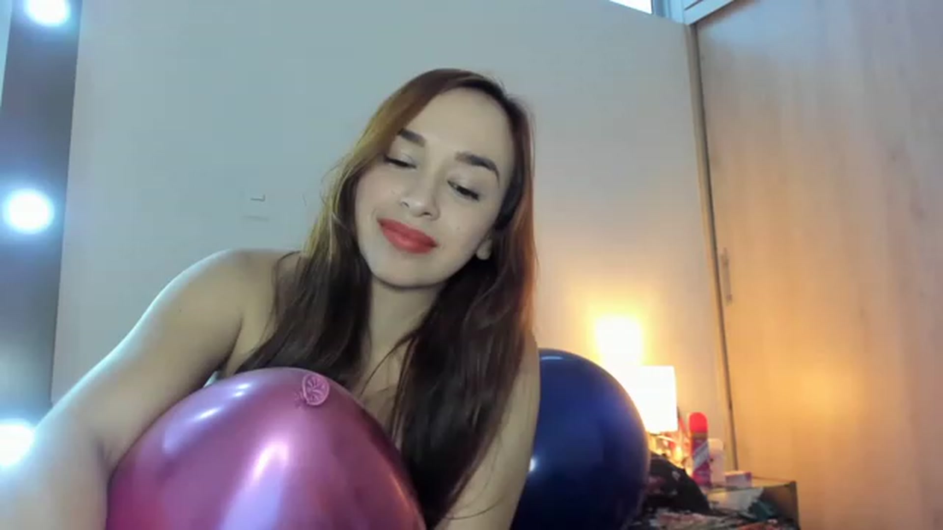 Gallery image thumbnail from PaulinaSoler's myfreecams stream on, 02/26/2023, 24:01 image 1 of 20