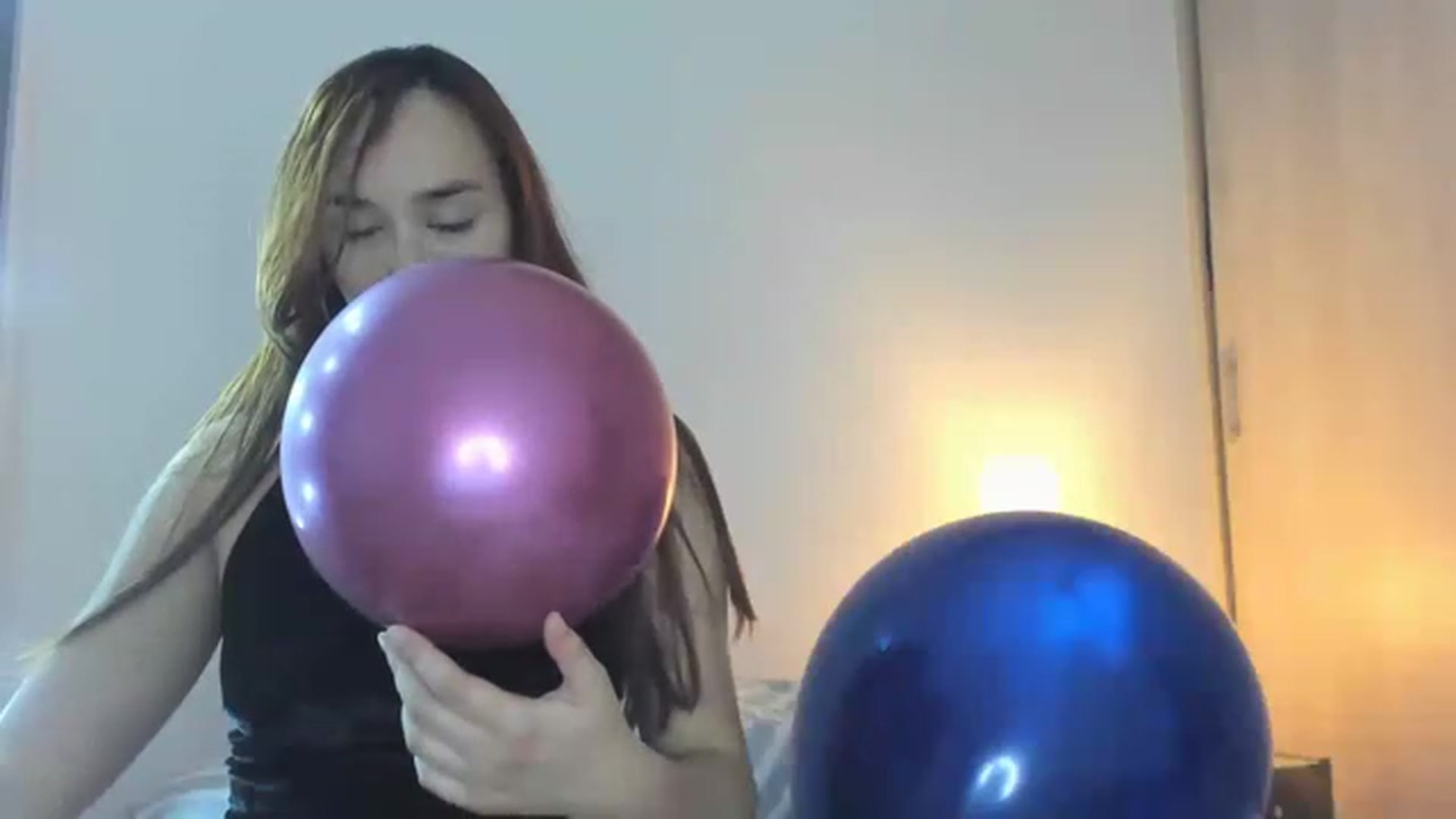 Gallery image thumbnail from PaulinaSoler's myfreecams stream on, 03/15/2023, 01:53 image 13 of 20