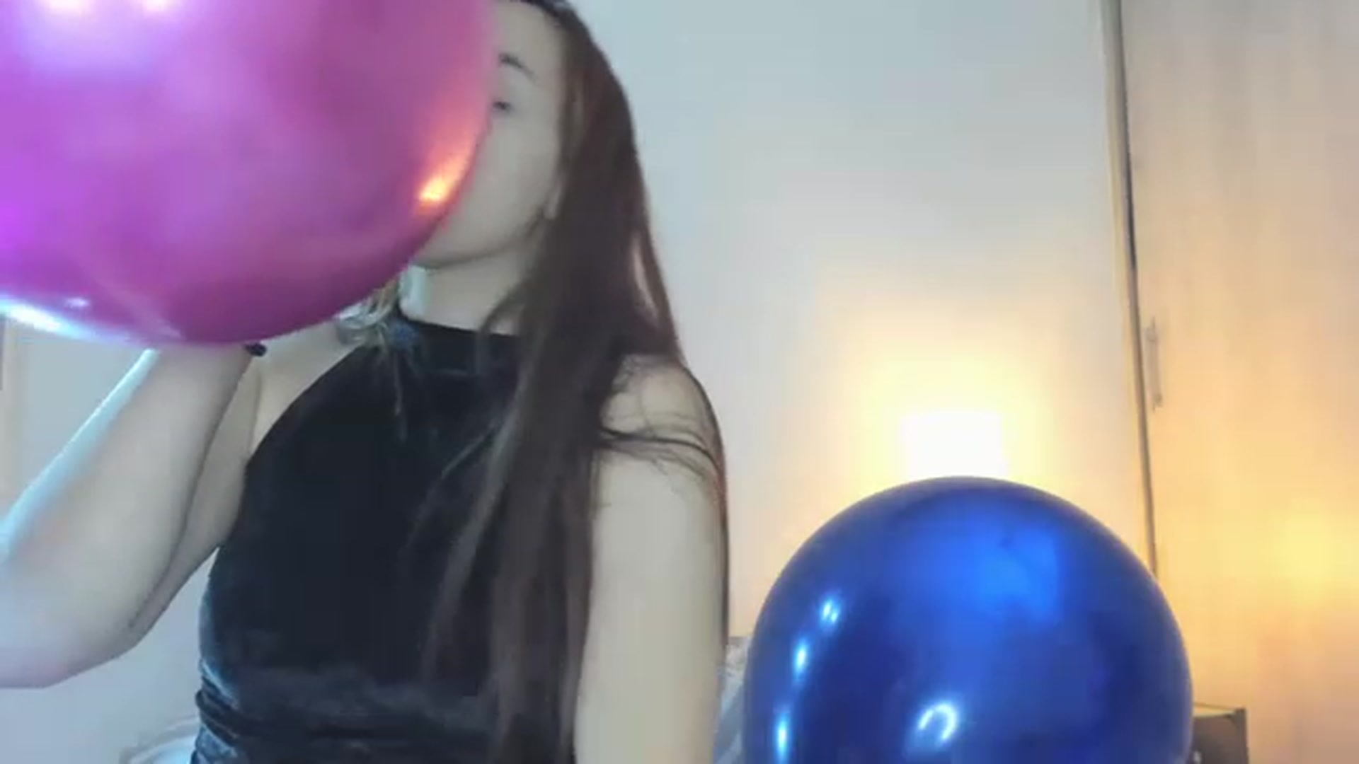 Gallery image thumbnail from PaulinaSoler's myfreecams stream on, 03/15/2023, 01:53 image 17 of 20