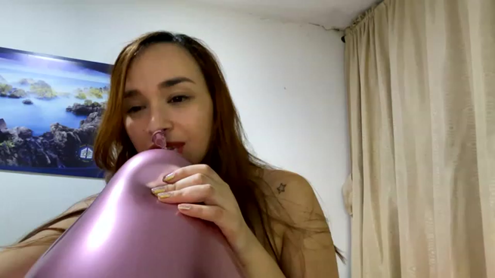 Gallery image thumbnail from PaulinaSoler's myfreecams stream on, 04/12/2023, 04:49 image 2 of 20
