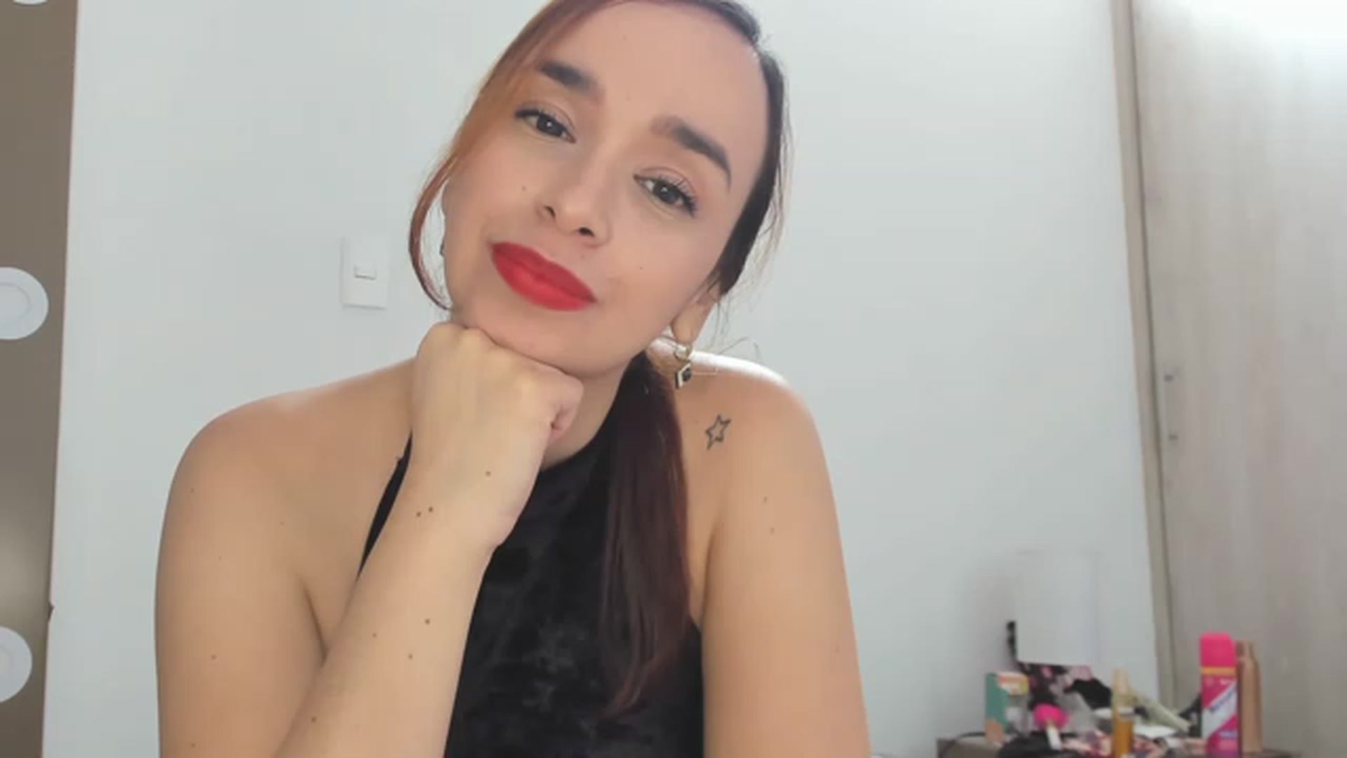 Gallery image thumbnail from PaulinaSoler's myfreecams stream on, 05/27/2023, 21:35 image 2 of 20