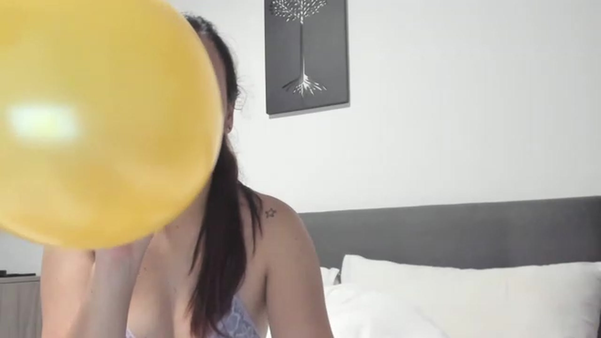 Gallery image thumbnail from PaulinaSoler's myfreecams stream on, 06/16/2023, 03:33 image 11 of 20