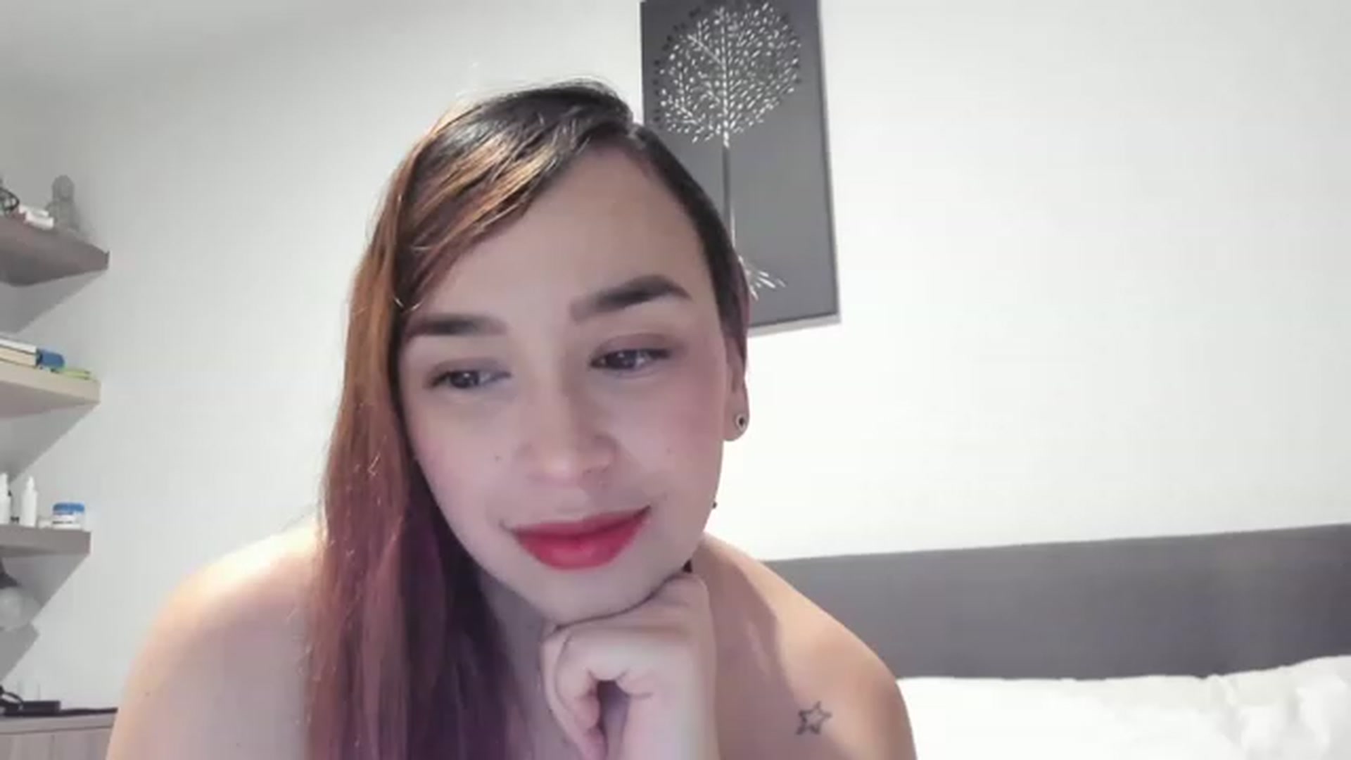 Gallery image thumbnail from PaulinaSoler's myfreecams stream on, 06/18/2023, 02:20 image 4 of 20