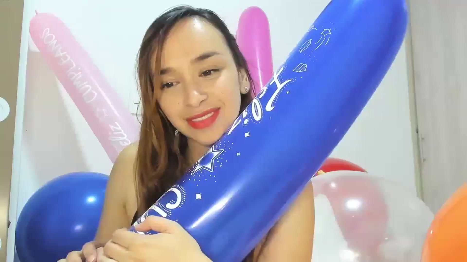Gallery image thumbnail from PaulinaSoler's myfreecams stream on, 08/03/2023, 04:57 image 2 of 20
