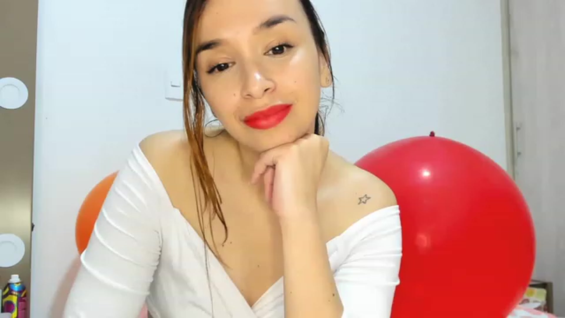 Gallery image thumbnail from PaulinaSoler's myfreecams stream on, 08/11/2023, 04:08 image 1 of 20