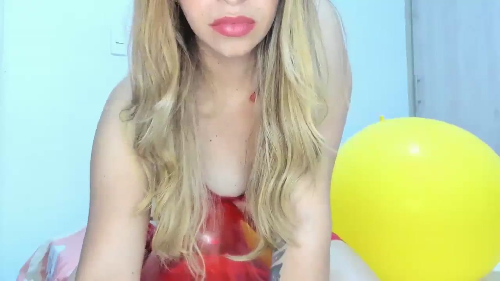 Gallery image thumbnail from PaulinaSoler's myfreecams stream on, 08/13/2023, 02:21 image 9 of 20